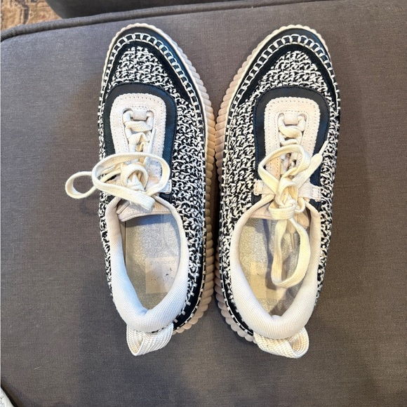 Dolce Vita Women’s Dolen Sneakers Black & White Woven Platform Size 8.5 - Picture 6 of 12